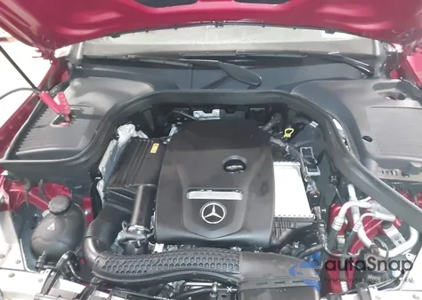 2018 Mercedes-Benz Glc 300 4Matic z USA, uszkodzony, nr VIN WDC0G4KB0JV092033